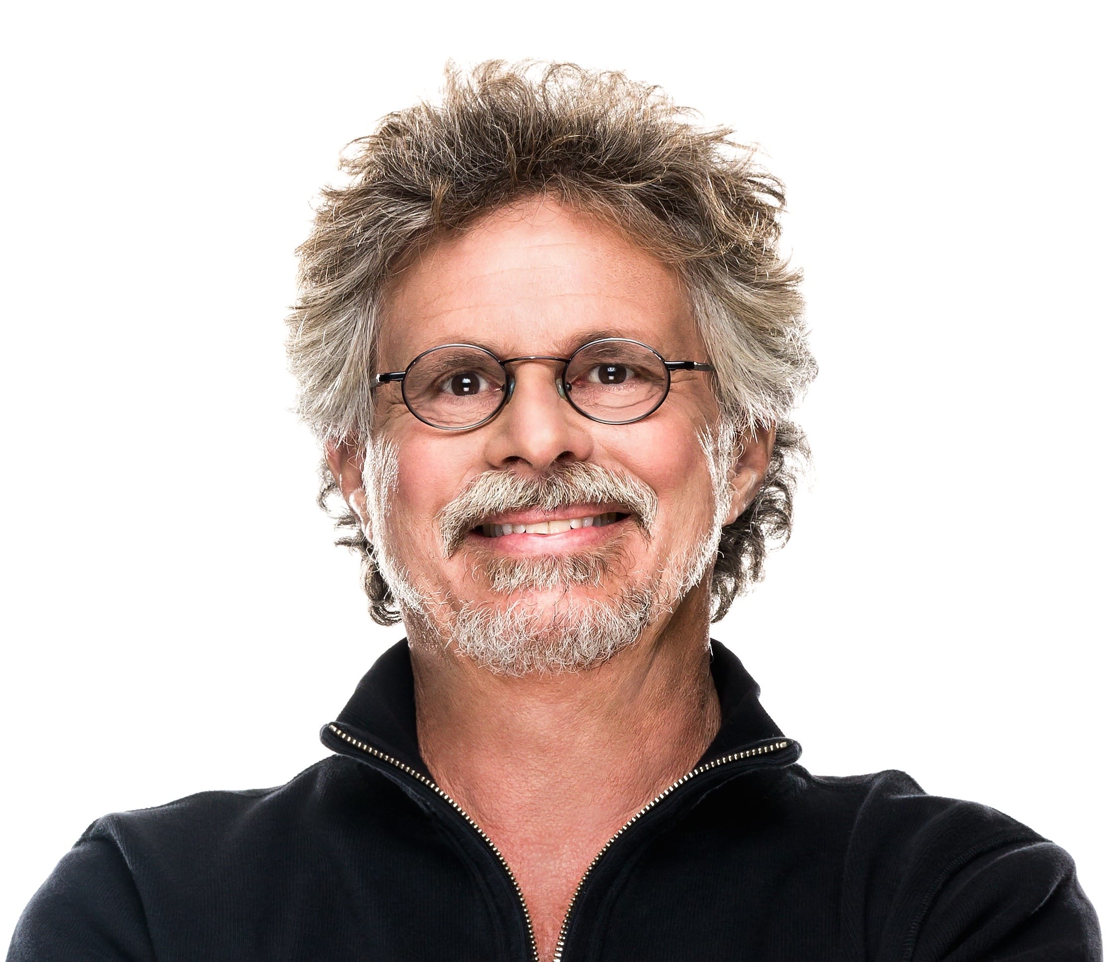 Steven R Montreal Portrait Min 1 